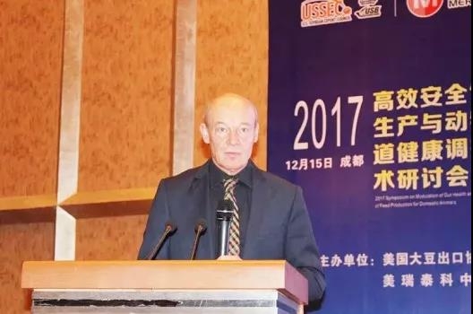 Jannes Doppenberg博士：提高母豬采食量、泌乳量和年生產力的營養策略